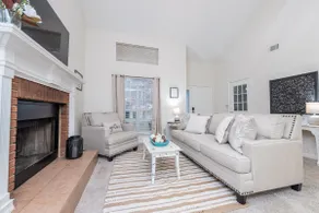 Sweet Southern Comfort w/ King bed and Garage - Image 2