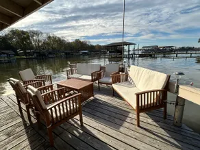Waterfront, Fire Pit, Deck-TV, Sleeps 8 - Image 3