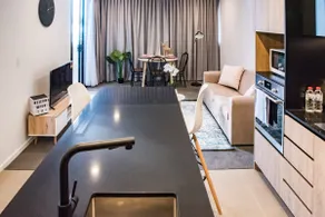 Ideal Cozy 1BR for your Urban Escape in Gabba - Image 5