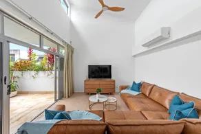 Hidden Oasis 2Bed-2Bath-1Car - 5 mins to CBD - Image 4