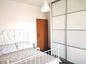 Sea Apartment – free parking, 3 bedrooms, terrace - Image 4
