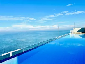 Luxury Beachfront Condo | Infinity Pool + Sea View - Image 3