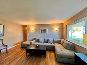 Cozy 3BR2BA Entire Place Comfort - Image 4