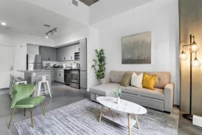 Free Garage Parking|Centric 1BR |In HEART of DTPHX - Image 4