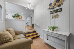 Comfy Home- 4 BR near Lake Vadnais Heights - Image 2