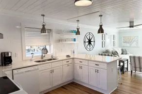 Barefoot Bungalow - Image 3