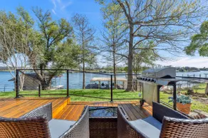Blue Haven Getaway - Image 4
