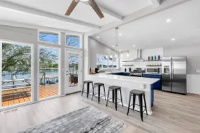 Blue Haven Getaway - Image 2