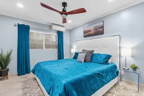 Oceanfront w/ Private Beach - Image 5