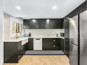 Riverfront Oasis Spacious 5BR Luxury w 10m Pool - Image 5