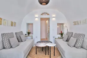 Namaste Suites by Oias Local Cavehouses - Image 4