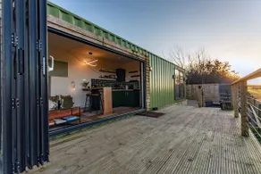 Contemporary Container with hot tub - Image 2