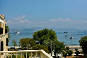 Luxury Bay View - Image 3