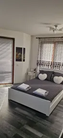 Black and White Apartment - Image 4