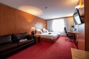 Suite on the outskirts of Bordeaux - Image 5