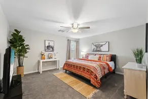 Lake Conroe Launchpad! 3Bed 2.5 Bath close to I-45 - Image 2