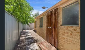 Lovely modern unit close to park, river and Curtin - Image 2