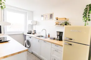 WOB Downtown • Sleeps 5 • Parking • Bright - Image 5