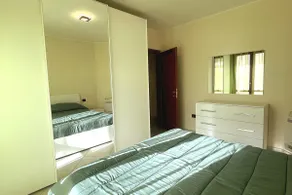 La dolce vita apartment free parking - Image 4