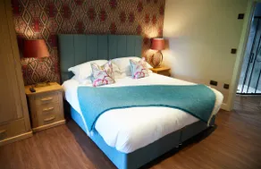 The Retreat - Image 2