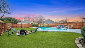 Amazing Pool Home near lake - Image 2