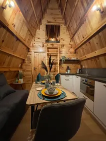 Ardennes Hut - Image 4