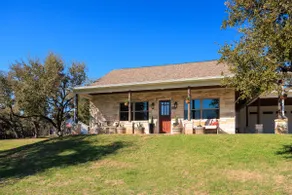 Hill Country Oasis: Home Theater/Pickleball 1.5 ac - Image 5