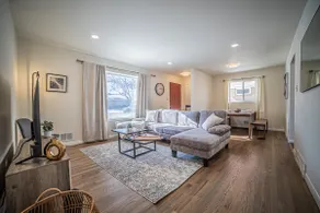 Mid-Century Modern Getaway - Image 2