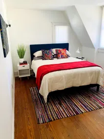 The Backyard Bungalow - Image 3