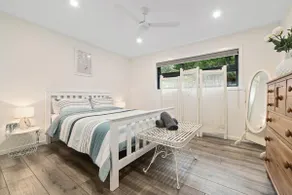 Joan's Beach Cottage - Image 2