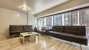 Free Parking, Cozy & Convenient - Image 3