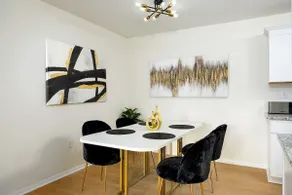Emerald Retreat - Central & Stylish - 2 BR/2 BA - Image 5