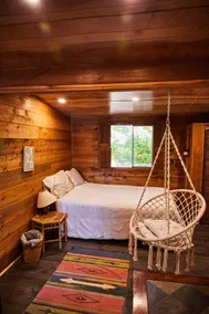 Jack Lake Cabin - Image 3