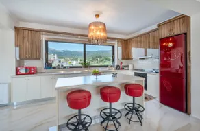 Olive Green Haven-3BR-Private Parking-Balcony - Image 4