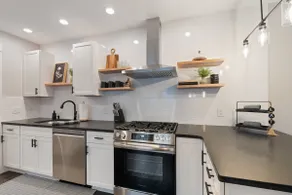 Fully Renovated Home - Image 4