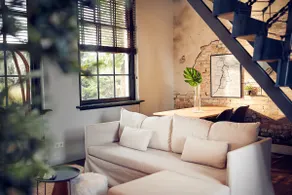 54. Romantic Rustic River House - Monument - Image 5