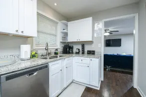 Premium Luxury Group Getaway - Image 5