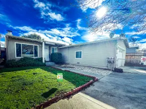 2139 SanMateo 3B AC Home Parking WIFI fully Fenced Yard - Image 3
