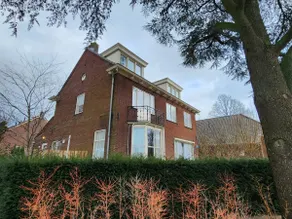 The Headmaster's House (Fully Air-conditioned) - Image 2