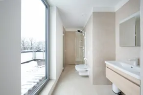2 BR Penthouse for 6 pax w/ Kitchen & Roof Terrace - Image 4