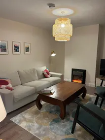 Modern and cozy family home - Image 4