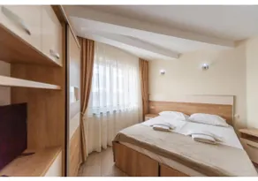 Luxury Apartment - Image 2