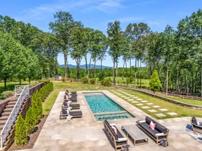 Views, Pool, Sport Court, Gym, Sauna, Petting Zoo - Image 2