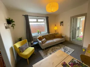 Cardiff Mews - 2 bed apartment - Image 3