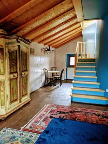Private, spacious studio - Image 3