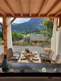 Charming studio with large terrace - Image 4