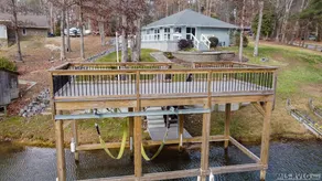 Waterfront home with sunset view, grill, games - Image 2