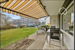 Garden view of the park - Image 5
