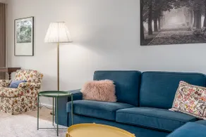 Vibrant 2BR Apt | 500m to Manuka/Kingston! - Image 4