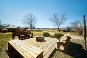 Charming Cottage in Onekama, MI - Image 5
